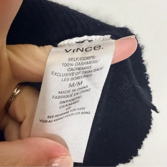 Vince Black Cashmere Elbow Sleeve Tunic Sweater Size Medium - Picture 3 of 5